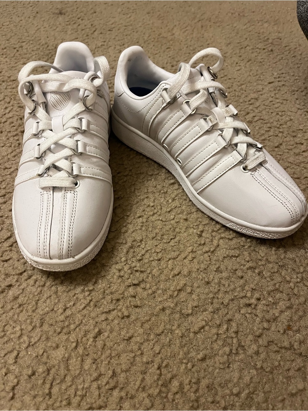 K-Swiss White Leather Women's Classic Lace-Up Sneakers